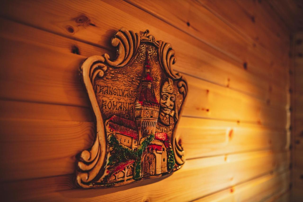 Highland & Transylvania Glamping Pods ロイブリッジ エクステリア 写真