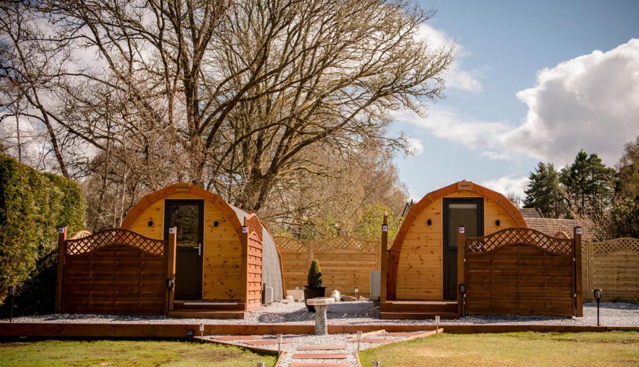 Highland & Transylvania Glamping Pods ロイブリッジ エクステリア 写真